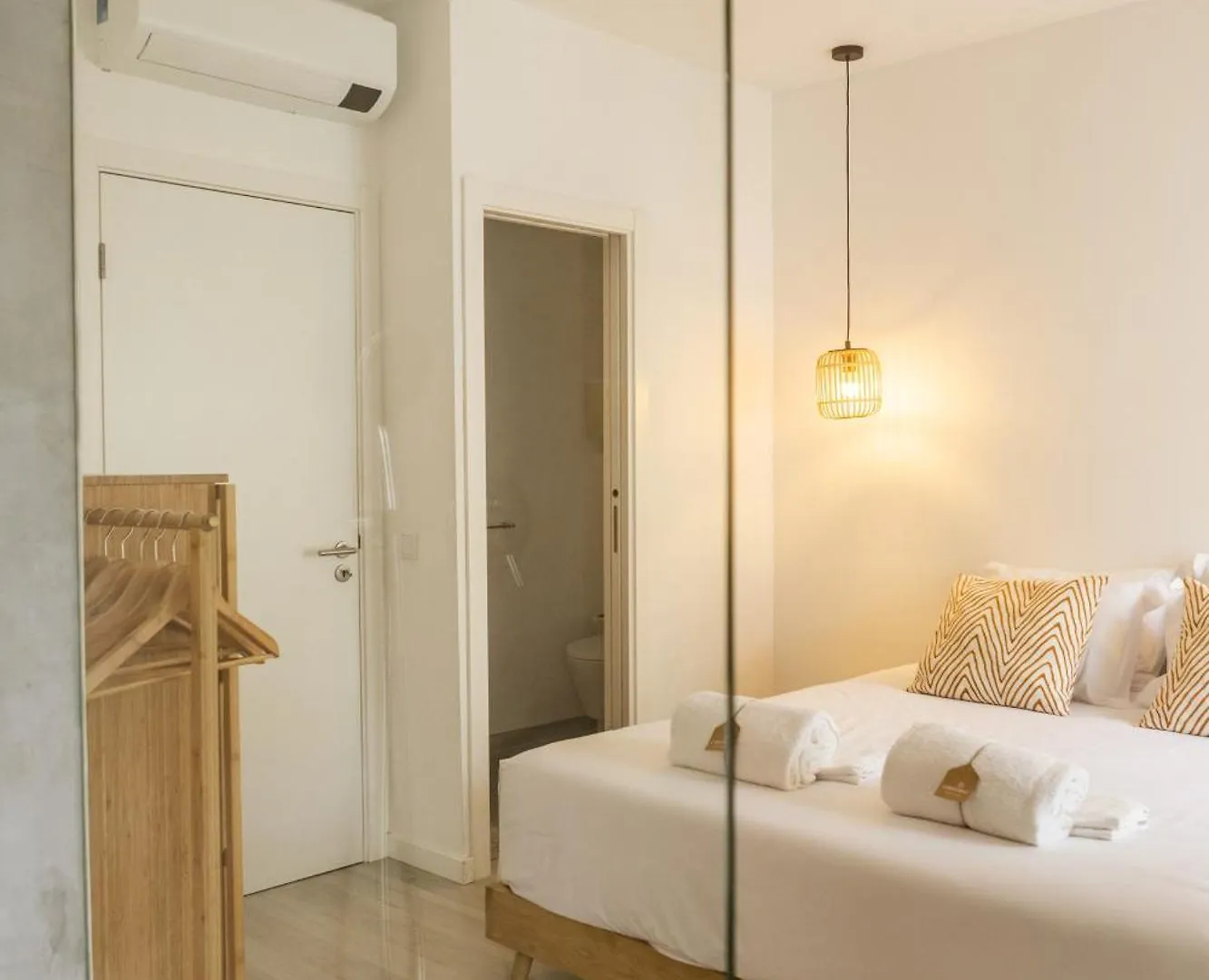 Clover House Tavira
